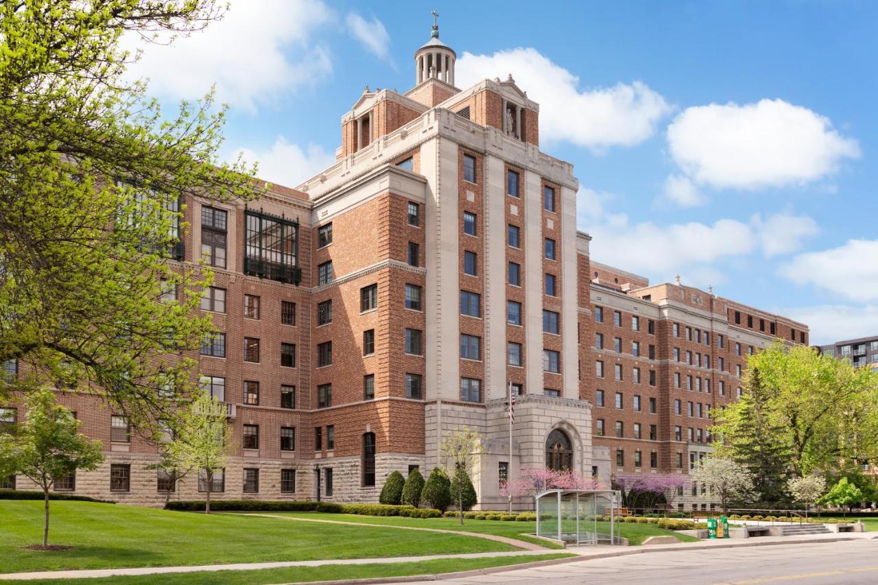 Even Hotels Rochester - Mayo Clinic Area By Ihg Buitenkant foto